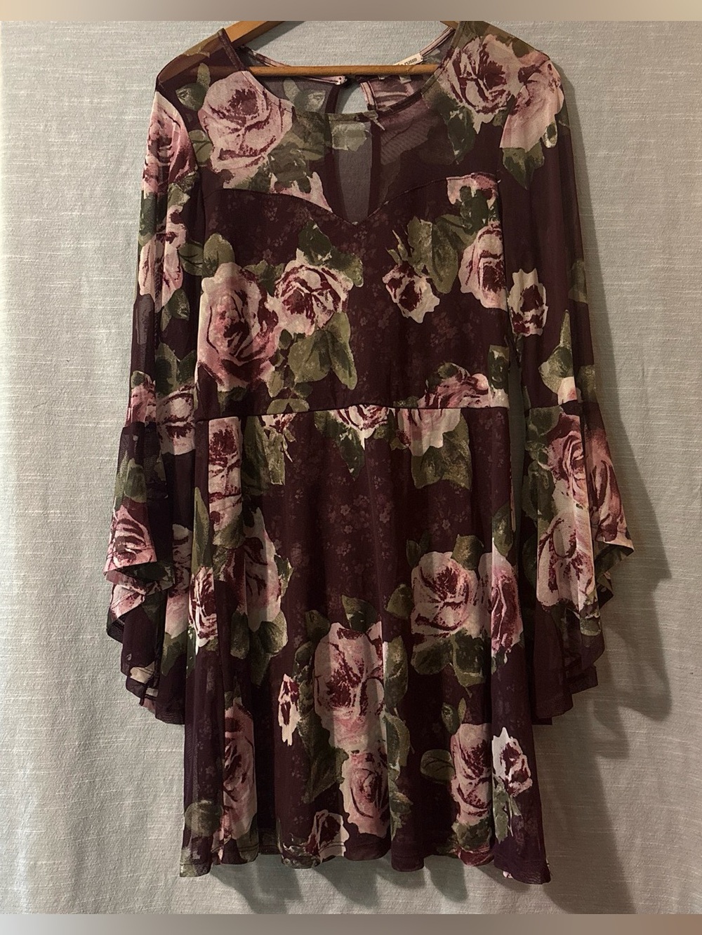 Charlotte Russe Dress Long Bell Sleeves Lined Purple Floral Women’s Sz L NWOT